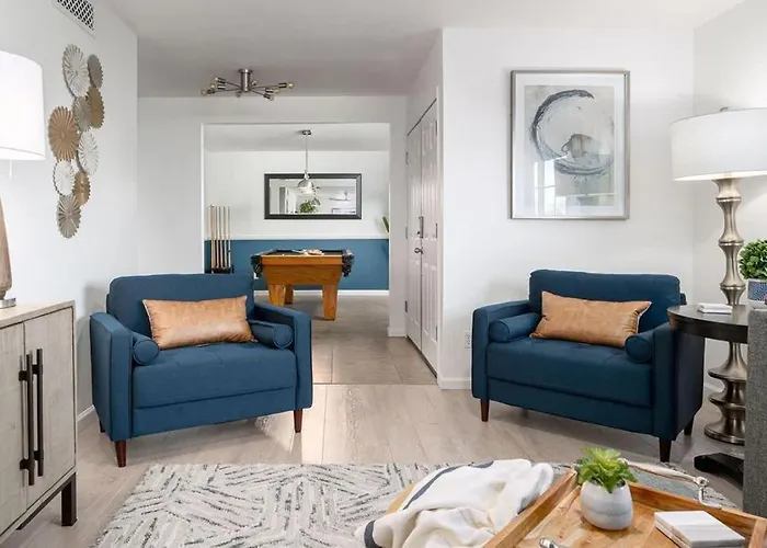 Blue Agave - Chic & Stylish With Pool Putt & Games Holiday home *
