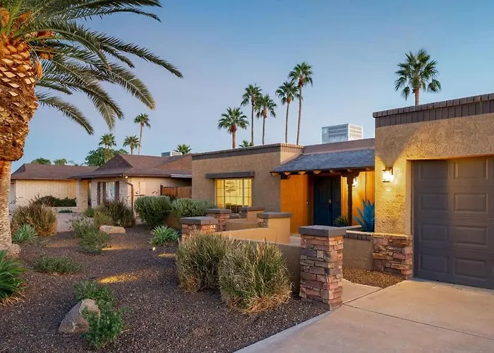 Holiday home Blue Agave - Chic & Stylish With Pool Putt & Games *